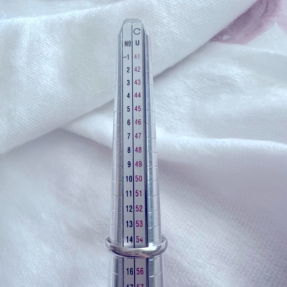 Stunning Sterling Silver ring with an Amber Stone. Size 7. - Picture 12 of 12